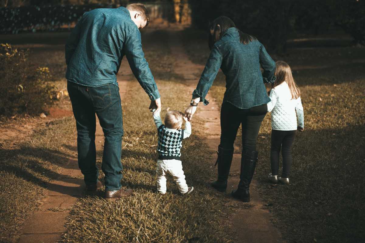 10 Transformative Books Every Parent Should Read